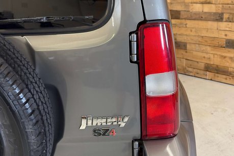 Suzuki Jimny 1.3 JLX+ SUV 3dr Petrol Automatic (184 g/km, 83 bhp) 56