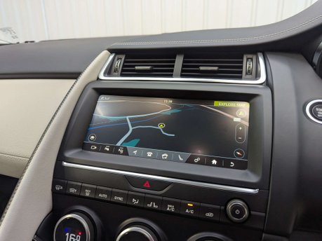 Jaguar E-Pace 2.0 E-PACE R-Dynamic HSE i AWD Auto 4WD 5dr 90