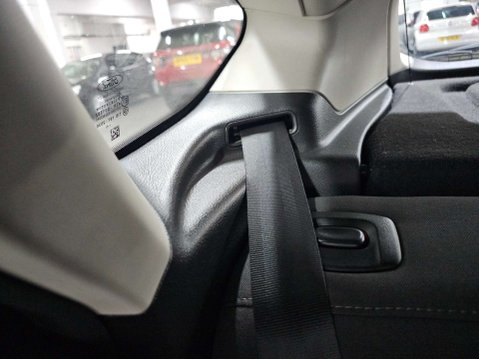 Ford Focus 1.0 Titanium 5dr 44