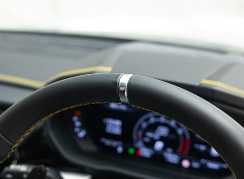 Lamborghini Urus S 33