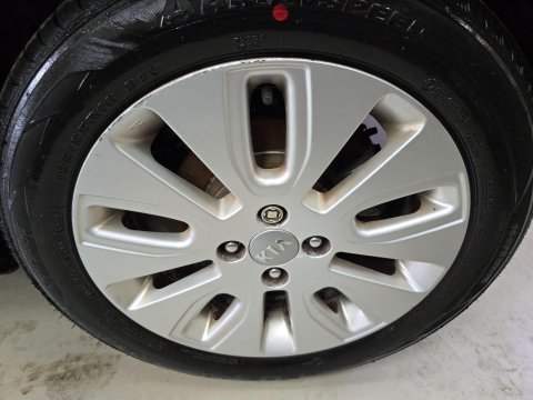 Kia Rio 1.4 2 Euro 5 5dr 42