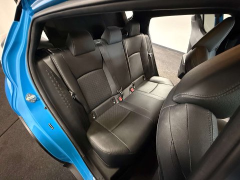 Toyota C-HR 1.2 C-HR-Dynamic 5dr 35