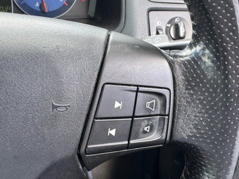 Volvo V50 1.6D DRIVe R-Design Euro 4 5dr 12