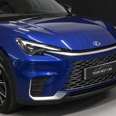 Lexus LBX 1.5 LBX Premium + CVT 5dr 1