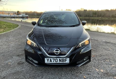 Nissan LEAF E (110kw) Acenta (40kWh) 5 Dr Hatchback