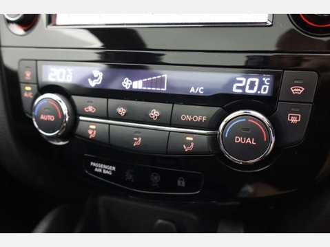 Nissan Qashqai 1.3 Qashqai Tekna DiG-T Semi-Auto 5dr 49