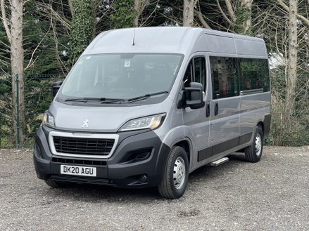 Peugeot Boxer BLUEHDI 435 L3H2 17Seat Ligthweight minibus CanDrive Non-D1. Ramps. Sensors