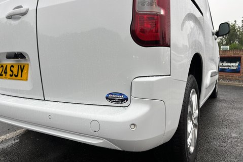 Toyota Proace City L1 Design 100 ps EAT8 Automatic Panel Van 26