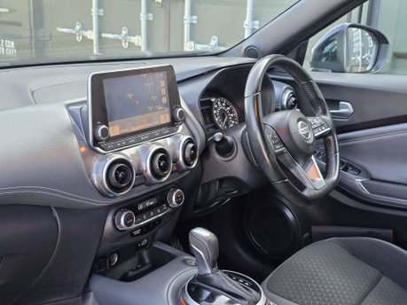 Nissan Juke 1.0 DIG-T N-Connecta SUV 5dr Petrol DCT Auto Euro 6 (s/s) (114 ps) 24