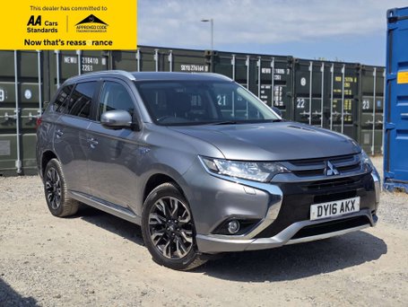 2016 MITSUBISHI OUTLANDER 2.0H 12KWH GX4H SUV 5DR PETROL PLUG IN HYBRID CVT 4WD EURO... photo