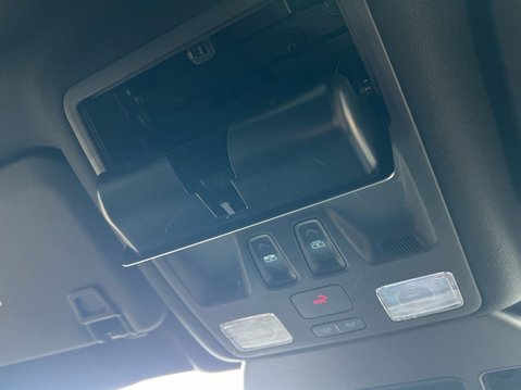 Ford Kuga ST-LINE X EDITION 29