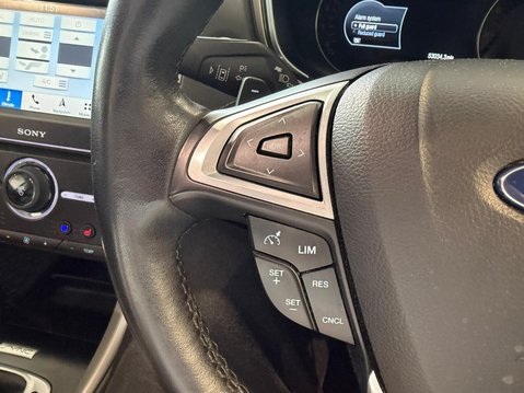 Ford Mondeo 2.0 TDCi Vignale Powershift Euro 6 (s/s) 5dr 27