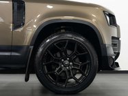 Land Rover Defender 3.0 Defender Hard Top D MHEV Auto 4WD 3dr 4