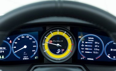 Porsche 911 (992) Turbo S Cabriolet 18