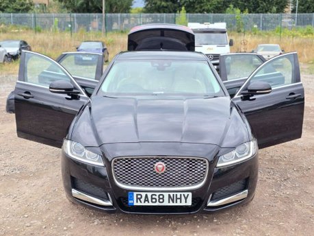 Jaguar XF 2.0d Portfolio Saloon 4dr Diesel Auto Euro 6 (s/s) (163 ps) 6