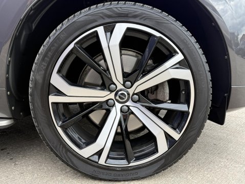 Volvo XC60 2.0 B5 MHEV R-Design SUV 5dr Petrol Hybrid Auto AWD Euro 6 (s/s) (250 ps) 14