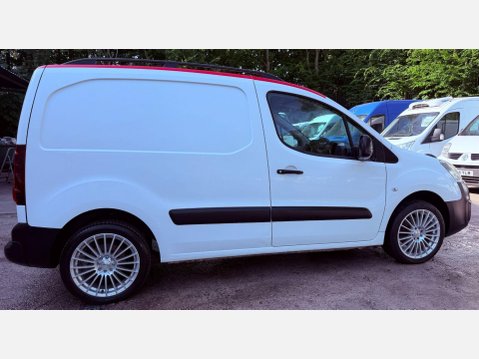 Citroen Berlingo 1.6 HDi 625 Enterprise Panel Van 5dr Diesel Manual L1 (131 g/km, 75 bhp) 10