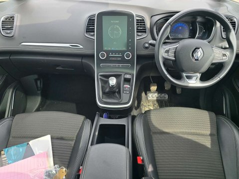 Renault Scenic 1.5 Scenic Dynamique S Nav dCi Hybrid 5dr 6