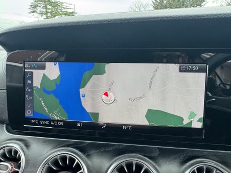 Mercedes-Benz E Class E 220 D AMG LINE PREMIUM 21