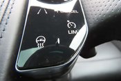 Land Rover Range Rover Evoque 2.0 D180 MHEV R-Dynamic HSE SUV 5dr Diesel Auto 4WD Euro 6 (s/s) (180 ps) 19