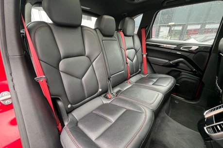 Porsche Cayenne 3.0 TD V6 SUV 5dr Diesel TiptronicS 4WD Euro 6 (s/s) (262 ps) 22