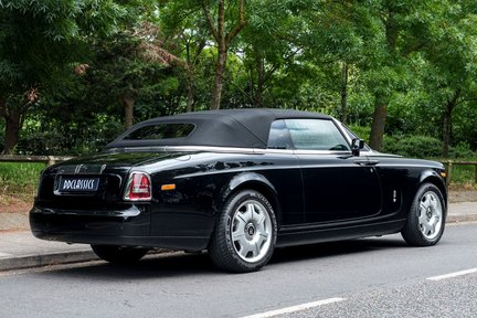 Rolls-Royce Phantom Drophead Coupe 8