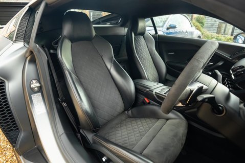 Audi R8 5.2 FSI V10 Decennium Coupe 2dr Petrol S Tronic quattro Euro 6 (s/s) (620 p 33