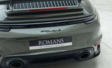 Porsche 911 Turbo S Cabriolet (992) 33