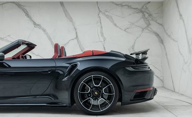 Porsche 911 Turbo S CABRIOLET (992) 44