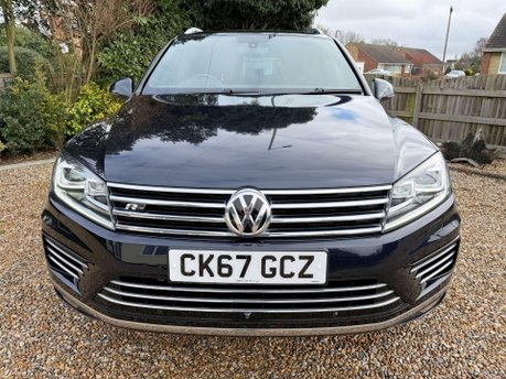 Volkswagen Touareg 3.0 TDI V6 R-Line Plus Tiptronic 4WD Euro 6 (s/s) 5dr 8