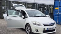 Toyota Auris 1.8 VVT-h T Spirit Hatchback 5dr Petrol Hybrid CVT Euro 5 (s/s) (136 ps) 6