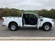 Ford Ranger XL 170 ps Super Cab 4x4 Pickup - Tonneau Cover - Air Con 10