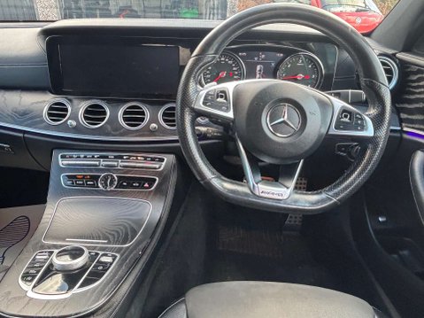 Mercedes-Benz E Class 2.0 E220d AMG Line (Premium) Saloon 4dr Diesel G-Tronic+ 4MATIC Euro 6 (s/s 44