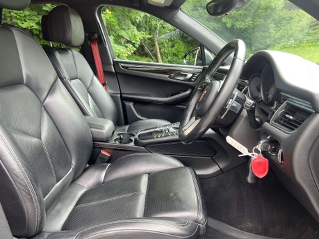 Porsche Macan 3.0 Macan S Semi-Auto 4WD 5dr 19