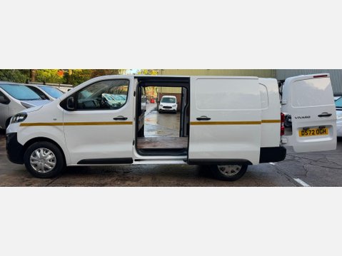 Vauxhall Vivaro 1.5 Turbo D 2900 Dynamic Panel Van 6dr Diesel Manual L2 H1 Euro 6 (s/s) (10 22
