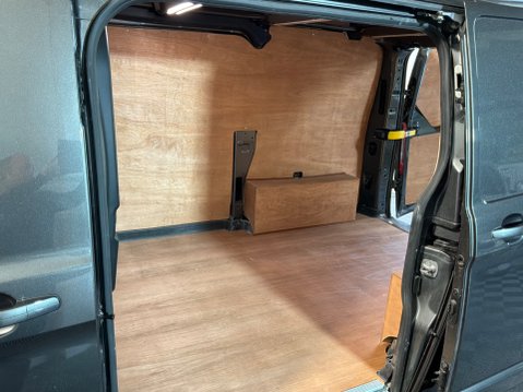 Ford Transit Custom 2.0 280 EcoBlue Limited Auto L1 H1 Euro 6 (s/s) 5dr 8