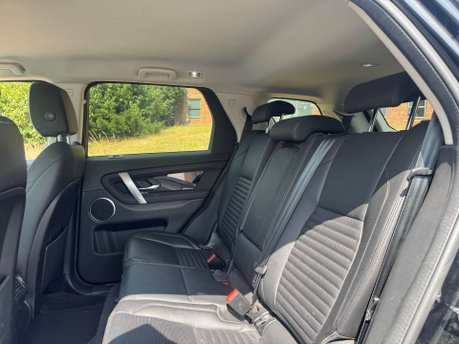 Land Rover Discovery Sport 2.0 Discovery Sport SE D Auto 4WD 5dr 19