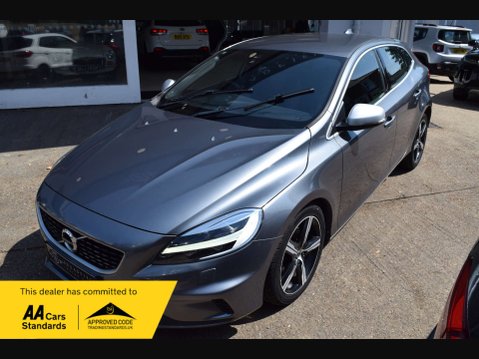 Volvo V40 2.0 V40 R-Design D2 5dr 7