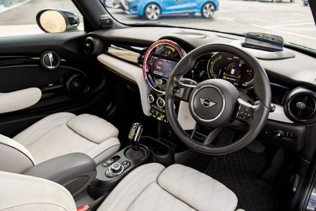 Mini Hatch COOPER S LEVEL 3
