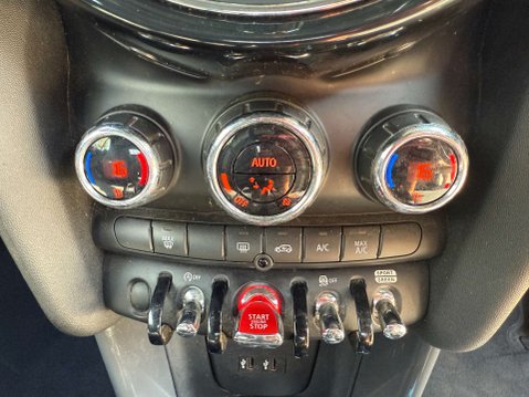 Mini Convertible 1.5 Cooper 2dr 69