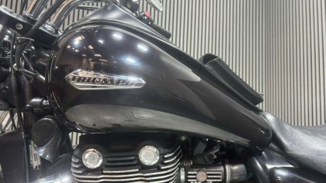 Triumph Thunderbird STORM 2011 35K 3 OWNERS BIG CC TWIN CRUISER SISSY BAR 40