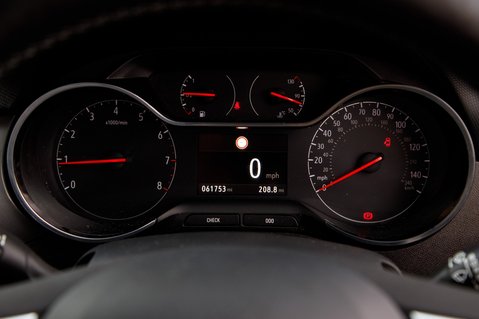 Vauxhall Crossland ELITE NAV 14