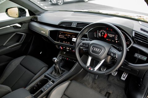 Audi Q3 TFSI S LINE 4