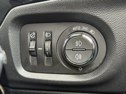 Vauxhall Corsa 1.2 Turbo SRi Edition 5dr 32