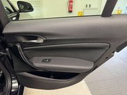 BMW 1 Series 2.0 118d Sport 5dr 33