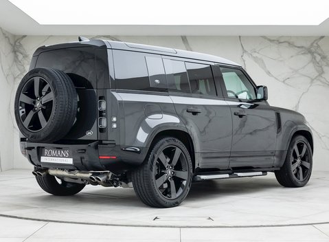 Land Rover Defender 110 V8 7