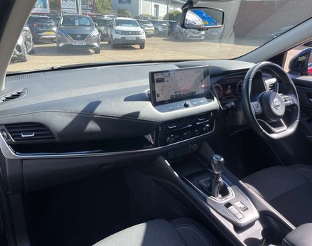 Nissan Qashqai 1.3 Qashqai N-Connecta DiG-T MHEV 5dr 35