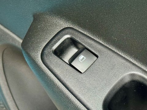 Hyundai i10 1.2 SE Connect Euro 6 (s/s) 5dr 40