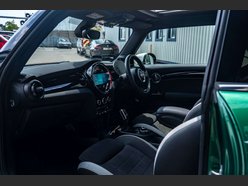 Mini Hatch 2.0 John Cooper Works Auto 3dr 9