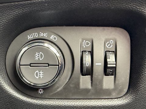 Vauxhall Mokka 1.2 Turbo 136 Black 5dr 32